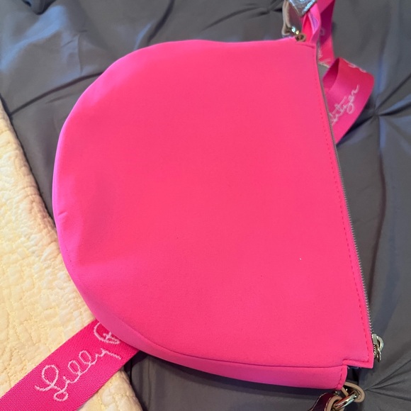 Lilly Pulitzer Vibrant Pink Crossbody Bag - Picture 2 of 2